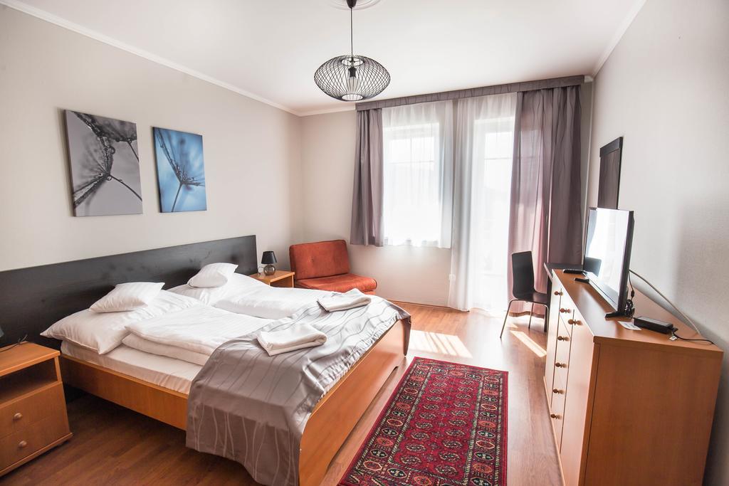 Salt Hill Apartmanok Egerszalok Exterior photo